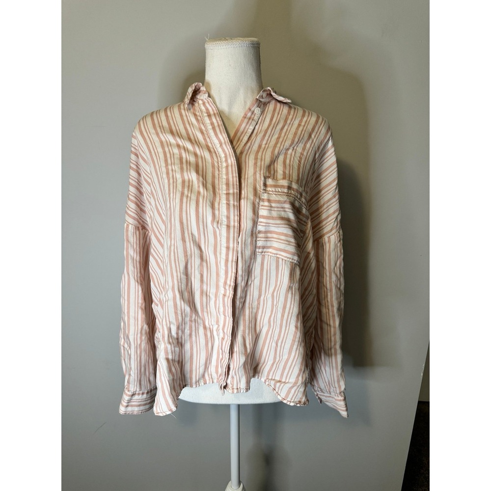 H&M Pink‎ and White Button-Up Long Sleeve